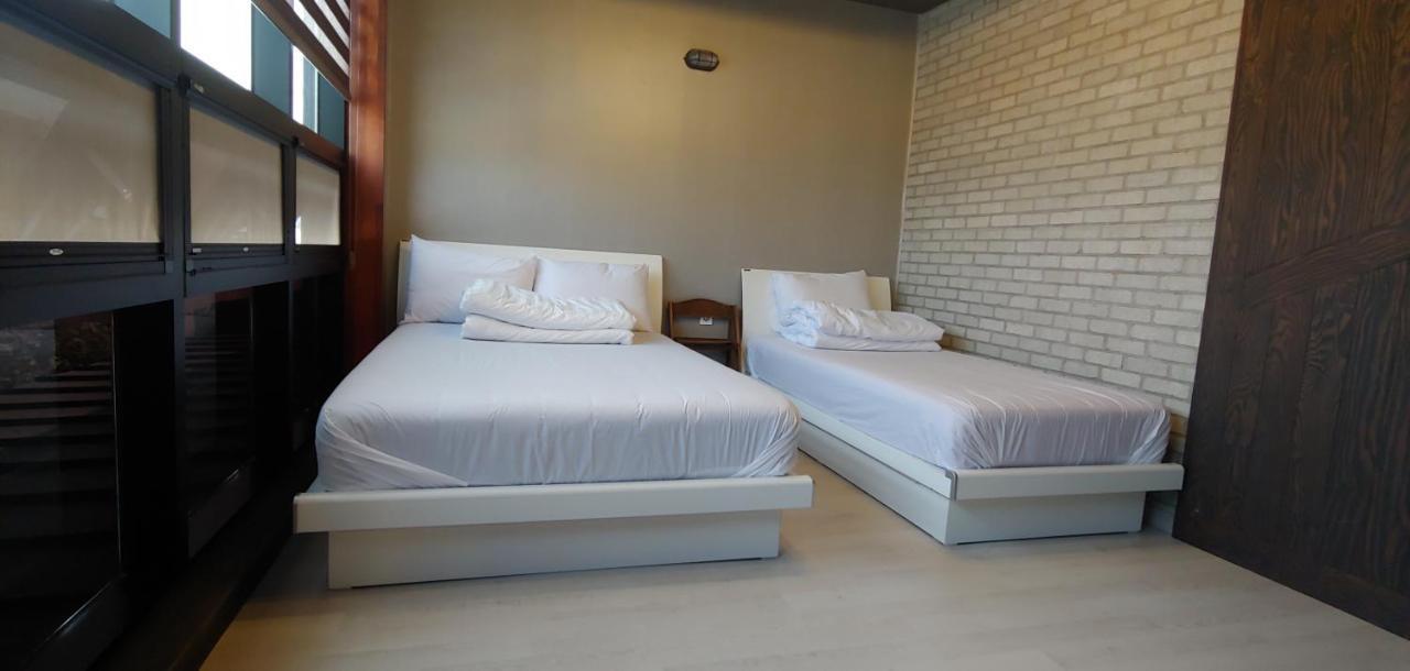 White Windmill Guesthouse Mokpo Exterior photo