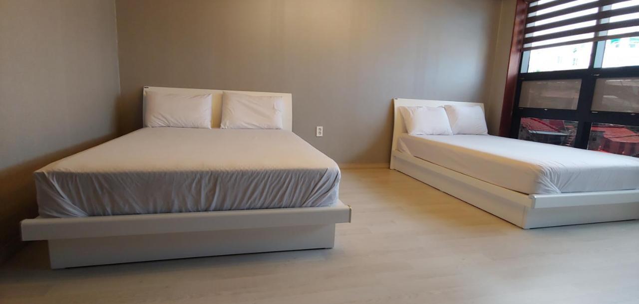 White Windmill Guesthouse Mokpo Exterior photo