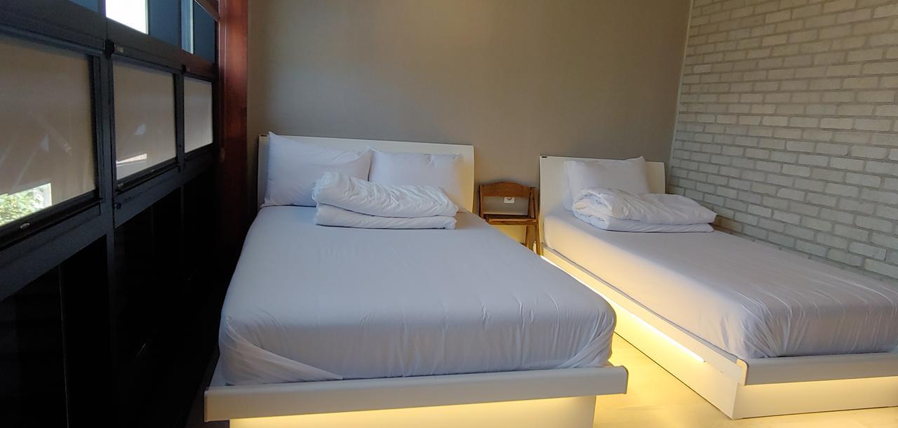 White Windmill Guesthouse Mokpo Exterior photo